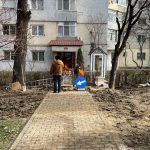 cartierul-alexandru-cel-bun-din-iasi-este-plin-de-gropi-si-mizerie