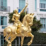 un-primar-francez-de-dreapta-a-primit-ordin-sa-indeparteze-statuia-ioanei-d’arc
