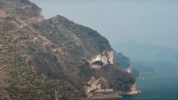 cum-a-fost-descoperit-„muntele-catelus”-din-china.-super-poveste