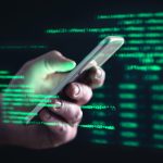 spyzie,-aplicatia-de-stalkerware-care-spioneaza-utilizatorii-de-android-si-iphone