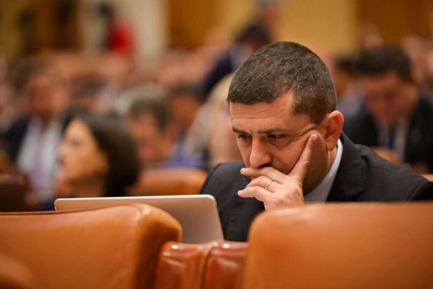 cine-este-diavolul-fara-chip,-despre-care-vorbeste-ministrul-economiei,-radu-miruta