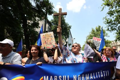 suveranistii-copy/paste,-circ-si-fapte-penale-–-hotnews.ro