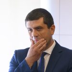 miruta,-pus-la-zid-de-salrom-dupa-ce-s-a-laudat-cu-exploatarea-grafitului-de-la-baia-de-fier