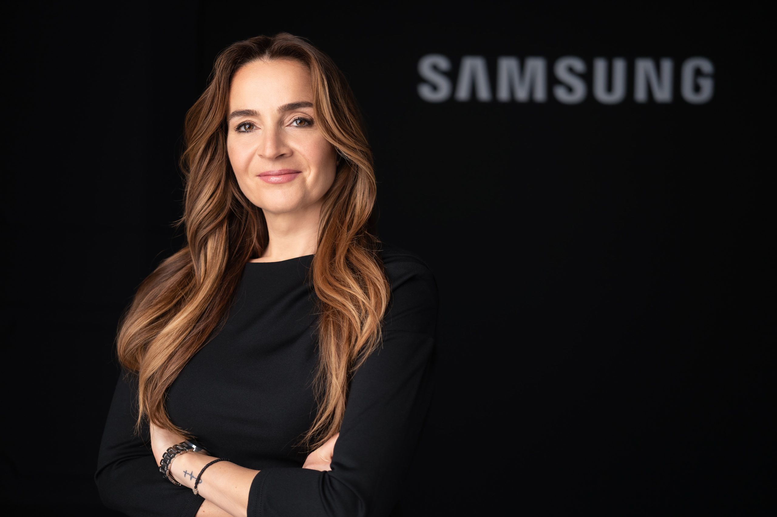 interviu-cu-simona-panait,-director-de-marketing-samsung-electronics-romania-si-bulgaria-samsung-aduce-ai-mai-aproape-de-consumatorii-romani-–-hotnews.ro