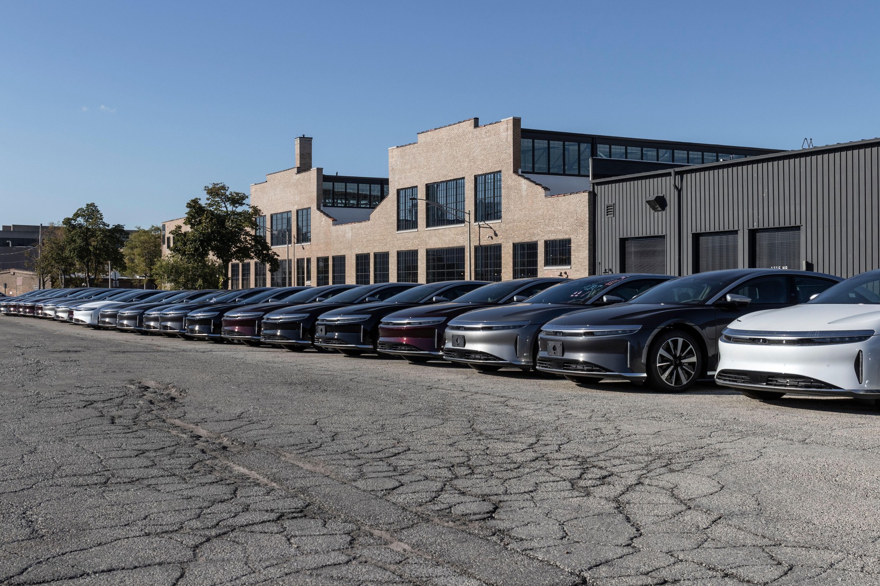 compania-descrisa-ca-o-ucigasa-a-tesla-s-a-prabusit-rasunator-pe-bursa-–-hotnews.ro