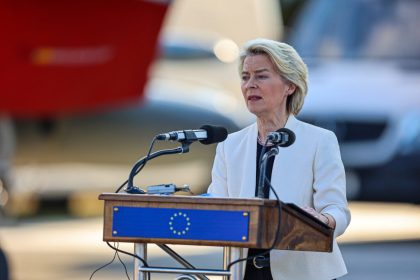 gandul:-atacul-rusesc-asupra-avionului-ursulei-von-der-leyen,-poveste-de-presa?