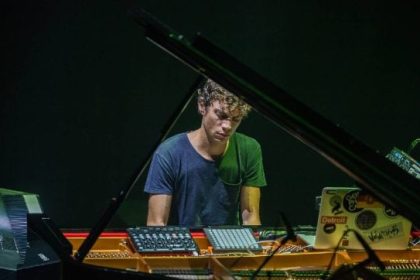 girolamo-frescobaldi-e-vedeta-rock:-francesco-tristano-leaga-bach-de-techno,-la-enescu-in-control