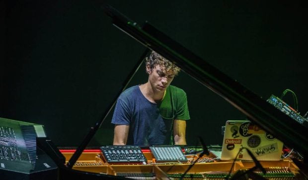 girolamo-frescobaldi-e-vedeta-rock:-francesco-tristano-leaga-bach-de-techno,-la-enescu-in-control