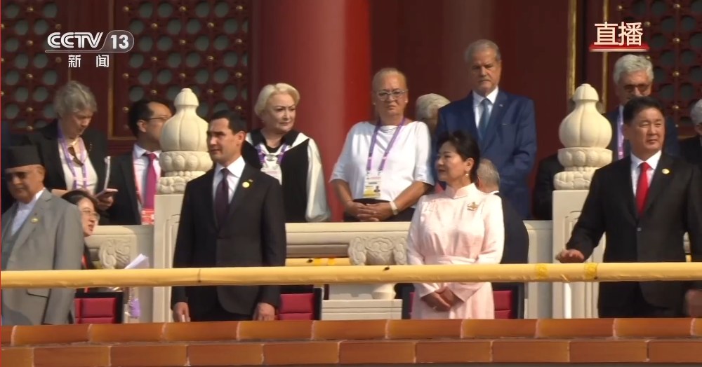 ambasada-chinei-la-bucuresti-reactioneaza-in-scandalul-fostilor-premieri-prezenti-la-beijing