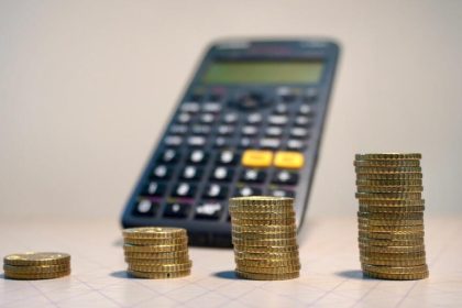 economia-reala-–-cocoasa-preturilor-si-economia-care-schioapata