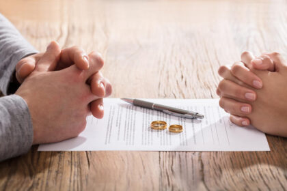 divorturile-gri:-un-fenomen-tot-mai-evident-si-in-romania-cifrele-care-vorbesc-–-hotnews.ro