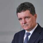 razboiul-(civil)-pentru-reformarea-romaniei-si-o-ecuatie-pentru-matematicianul-dan-–-hotnews.ro