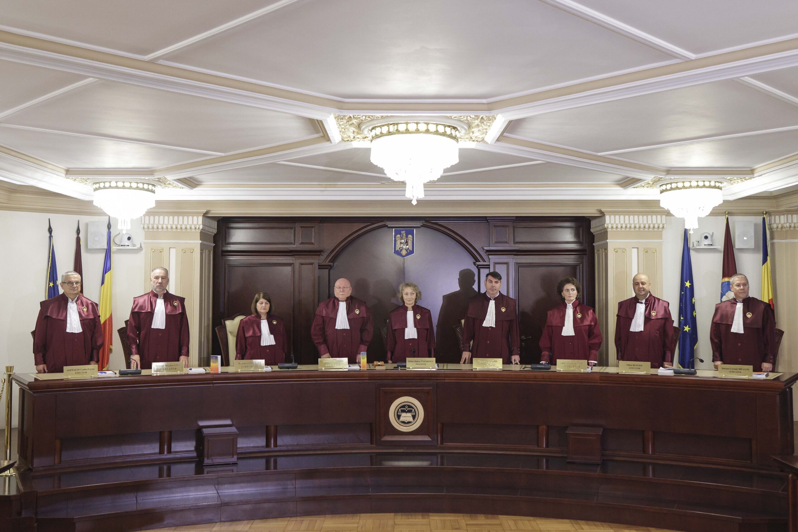 argumentul-invocat-de-ccr-pentru-a-respinge-reforma-pensiilor-magistratilor-nu-a-fost-folosit-si-in-alte-cazuri-cum-a-trecut-de-curte,-fara-avizul-csm,-legea-care-a-generat-cele-mai-mari-proteste-din-romania,-dupa-revolutie-–-hotnews.ro