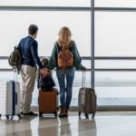sfaturile-unei-insotitoare-de-zbor-pentru-parintii-care-calatoresc-cu-cei-mici