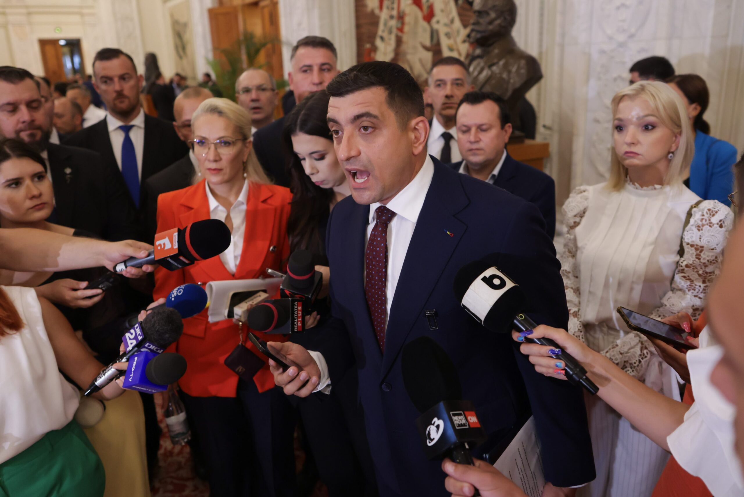 simion-promite-un-candidat-care-il-va-invinge-pe-ciolacu-insa-suspansul-continua-pentru-primaria-capitalei-–-hotnews.ro