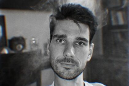 amintirea-pretioasa-pe-care-anghel-damian-o-are-din-copilarie.-a-vorbit-despre-mama-si-tatal-lui