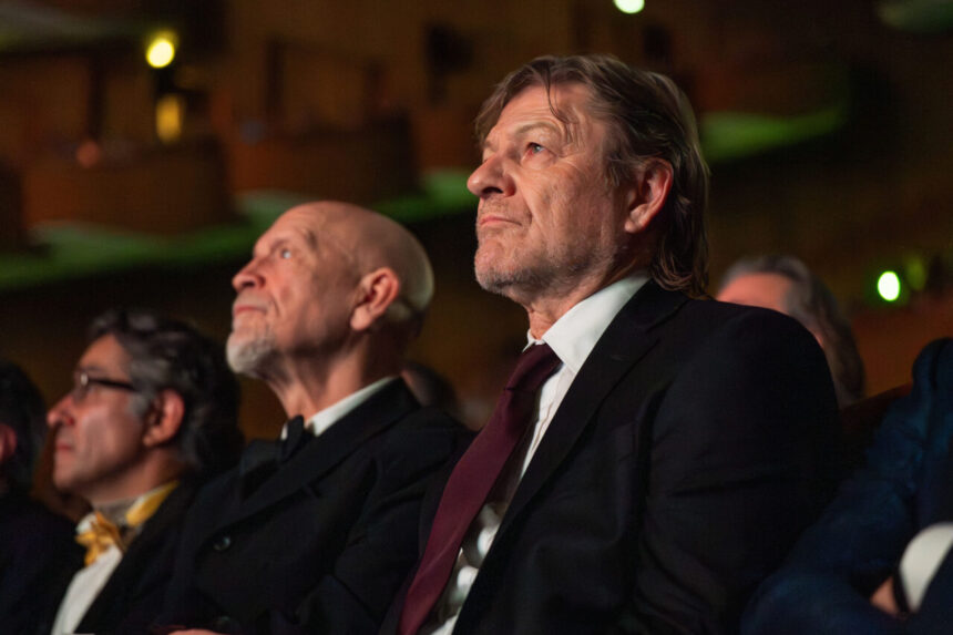 premiera-de-gala-a-filmului-cravata-galbena,-un-eveniment-de-exceptie-la-sala-palatului