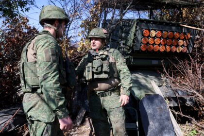 lupte-grele-la-pokrovsk-tactica-prin-care-rusii-vor-sa-i-alunge-pe-ucraineni-din-oras-–-hotnews.ro