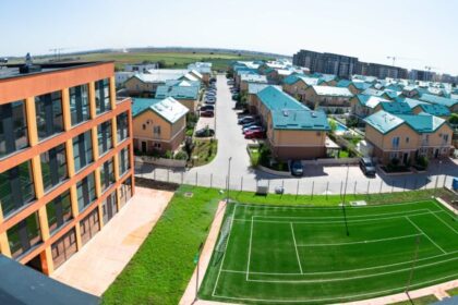 cum-ii-asiguri-copilului-acces-la-educatie-de-top-fara-sa-traversezi-orasul?