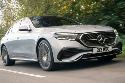 ce-inseamna-sa-conduci-o-masina-cu-adn-tehnologic-(p)