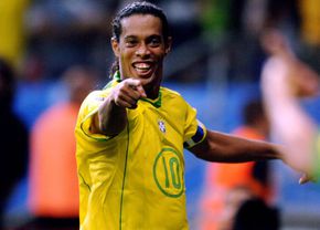 continua-scandalul-inaintea-sosirii-lui-ronaldinho-in-romania:-exista-riscul-unui-esec-major