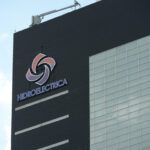 hidroelectrica-vinde-energie-mai-scump-pe-angro-decat-pentru-populatie.-investitorii,-tot-mai-ingrijorati-de-acest-model-atipic-de-afaceri