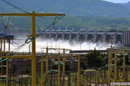 recorder:-hidroelectrica-a-furnizat-energie-fara-factura-de-2-milioane-de-euro-pentru-institutii-religioase-si-afaceristi-cu-conexiuni-politice-–-hotnews.ro
