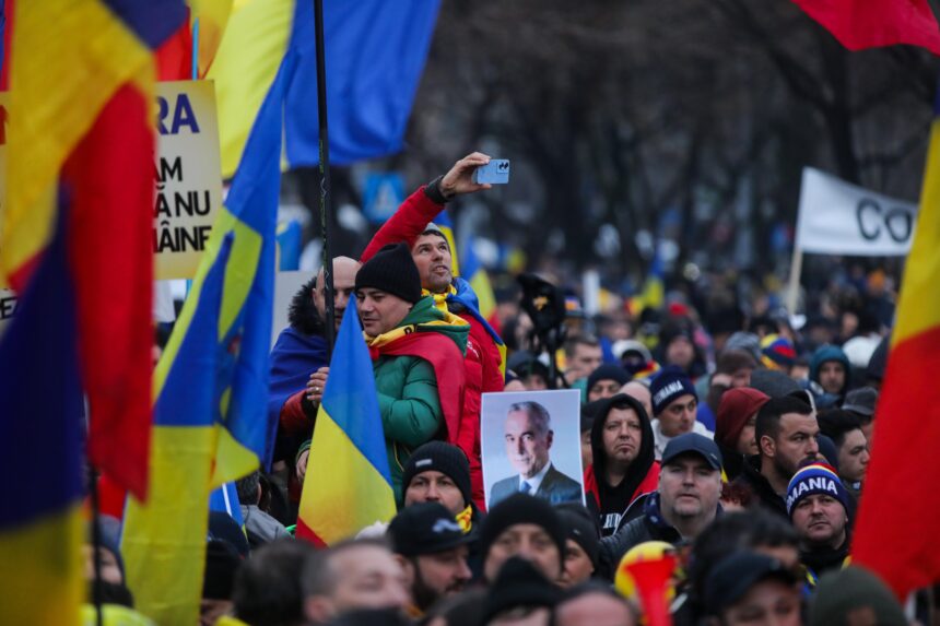 paula-hriscu,-interpreta-piesei-romanie,-mandru-plai,-folosita-la-manifestatiile-pentru-calin-georgescu,-a-cerut-realitatea-tv-sa-nu-o-mai-difuzeze:-nu-sustin-nicio-culoare-politica!-–-hotnews.ro