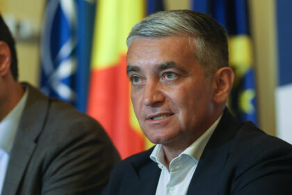 cum-explica-prefectul-pnl-de-prahova-ca-nu-i-a-incetat-mandatul-primarului-din-sinaia,-coleg-de-partid,-retinut-mai-multe-luni-de-dna:-legea-se-si-interpreteaza-–-hotnews.ro