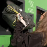 solutia-revolutionara-inventata-de-un-tanar-din-iasi-in-colectarea-pet-urilor.-reciclare-rapida-cu-sacul-si-banii-virati-direct-pe-card