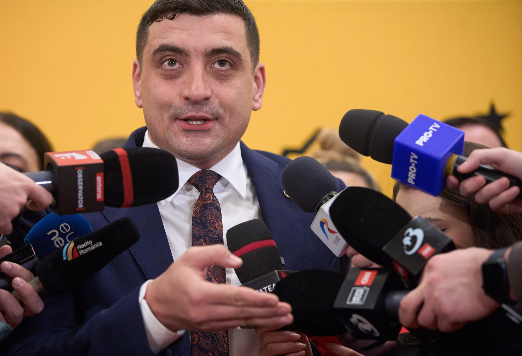 un-singur-candidat-la-sefia-aur-pentru-congresul-de-astazi,-de-la-alba-iulia-george-simion:-daca-voi-avea-increderea-colegilor,-voi-fi-reales-presedinte”-–-hotnews.ro