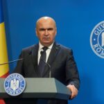 peste-107000-de-oameni-afectati-de-criza-de-la-paltinu-premierul-a-aprobat-distribuirea-apei-imbuteliate-si-cere-tragerea-vinovatilor-la-raspundere-/-alte-masuri-anuntate-–-hotnews.ro