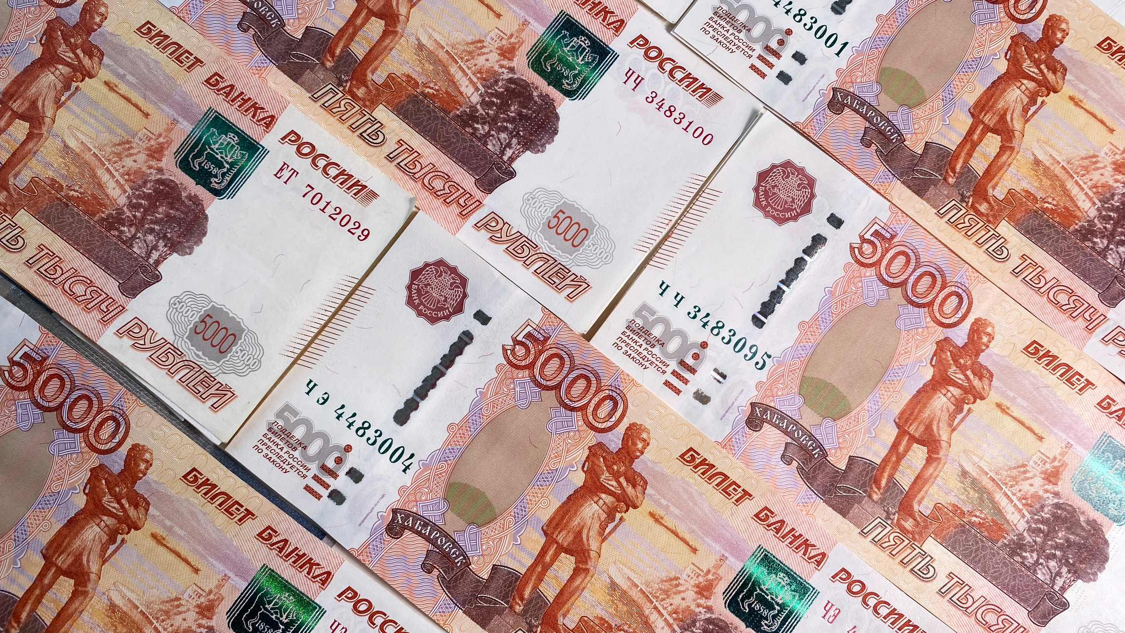 bancile-rusesti-incearca-sa-salveze-cel-mai-mare-angajator-din-tara,-care-a-adunat-datorii-de-51-miliarde-de-dolari-–-hotnews.ro