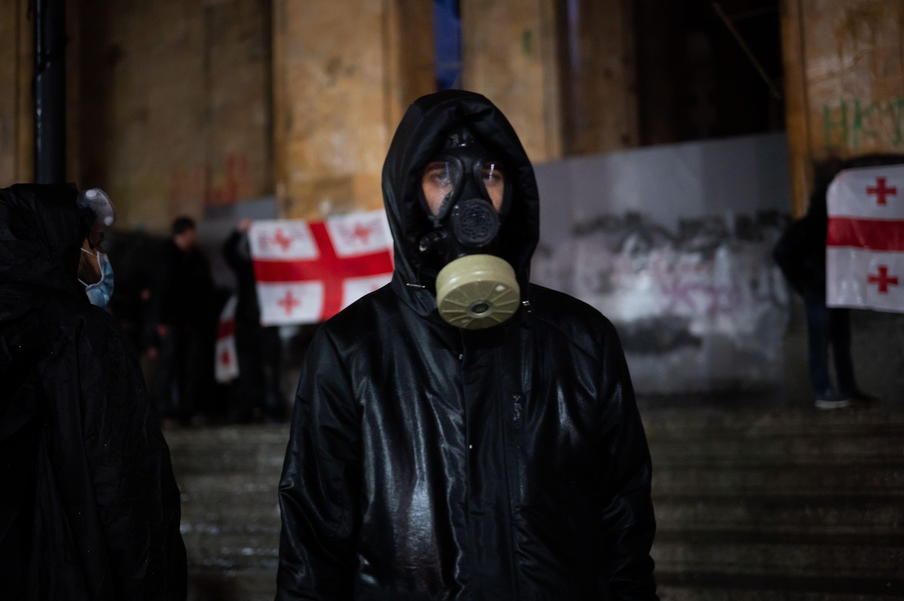 guvernul-georgian,-acuzat-ca-a-folosit-o-arma-chimica-din-primul-razboi-mondial-pentru-a-reprima-manifestatiile-masive-pro-europene-–-hotnews.ro