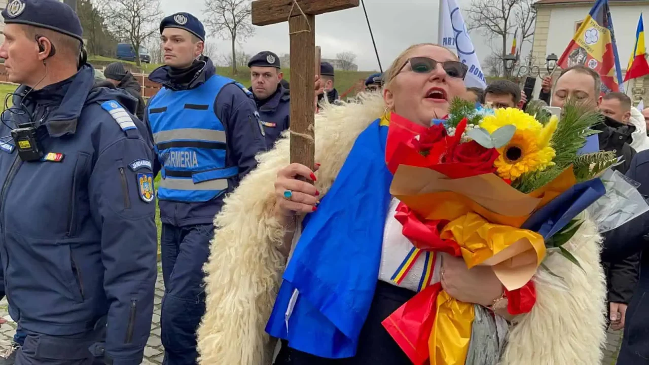 dianei-sosoaca-a-venit-la-alba-iulia-intr-o-suba-ciobaneasca