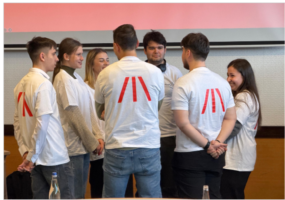 de-la-sala-de-curs-la-startup:-cum-pregateste-meta-pro-urmatoarea-generatie-de-profesionisti-tech-–-hotnews.ro