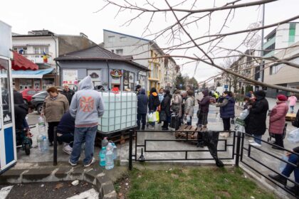 decizie-de-urgenta-in-criza-apei-din-prahova-si-dambovita:-va-fi-scoasa-apa-potabila-din-rezervele-de-stat-–-hotnews.ro