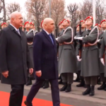 cancelarul-austriei-il-primeste-pe-premierul-ilie-bolojan-cu-onoruri-militare.-cei-doi-vor-discuta-despre-cooperarea-in-domeniul-energetic