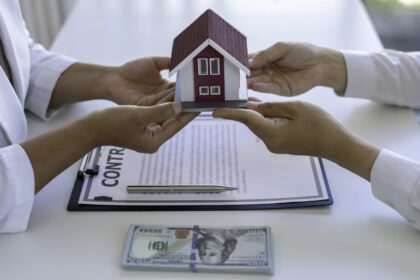 sfaturile-anpc-pentru-cei-care-vor-sa-si-cumpere-o-locuinta,-pentru-a-nu-fi-pacaliti-de-dezvoltator