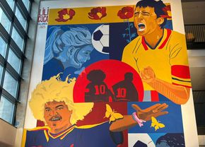 muralul-de-90-m2-cu-gheorghe-hagi-si-un-mare-rival,-platit-de-ambasada-columbiei,-a-fost-inaugurat-la-arena-nationala