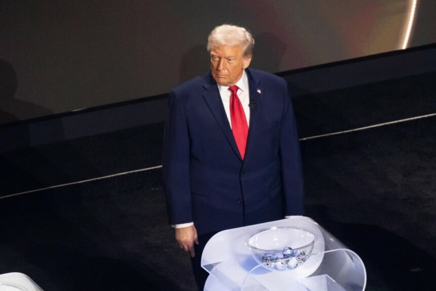 trump-a-facut-show-la-tragerea-la-sorti!-ce-bila-a-tras-presedintele-americii?