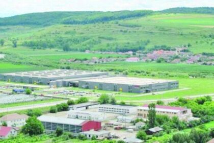 acord-–-premiera-in-lumea-occidentala-o-companie-americana-a-semnat-cu-nuclearelectrica-pentru-constructia-unei-fabrici-de-procesare-a-pamanturilor-rare,-la-feldioara-minereul-vine-din-groenlanda-–-economica.net