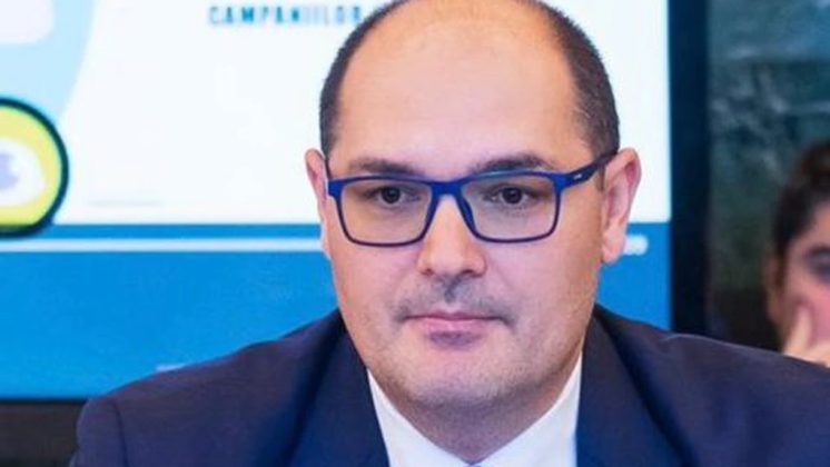 investitii-supriza-in-romania-ce-sunt-asigurarile-unit-linked-si-de-ce-s-au-inghesuit-romanii-sa-le-cumpere-in-acest-an-explicatiile-presdintelui-unsar-–-economica.net