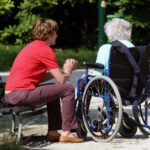 badantele,-menajerele-si-bonele-din-italia-vor-primi-mai-multi-bani,-de-la-1-ianuarie-2026.-angajatorii-sunt-obligati-sa-le-mareasca-salariile