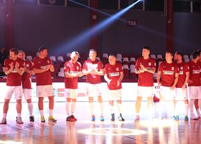 eroii-uitati-ai-diviziei-a,-prezenti-pe-parchet-au-mii-de-meciuri-in-prima-liga,-ii-stii-pe-toti?