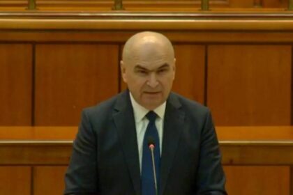 test-pentru-guvernul-bolojan-–-motiunea-de-cenzura-„romania-nu-este-de-vanzare-–-fara-progresisti-la-guvernare”,-dezbatuta-si-votata-luni,-in-parlament-–-economica.net