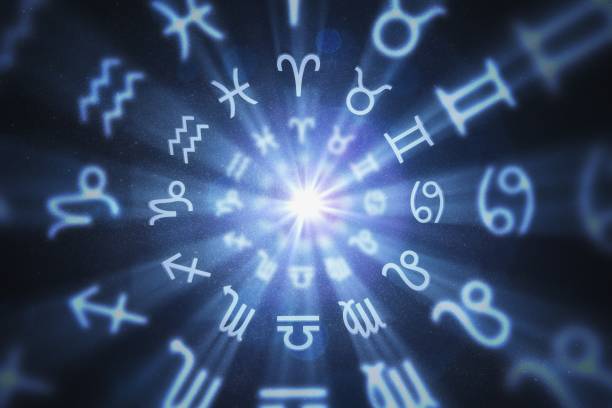 horoscop-19-decembrie-2025.-racii-traiesc-momente-placute-in-familie,-iar-pestii-experimenteaza-iubire-si-bucurie-alaturi-de-partener