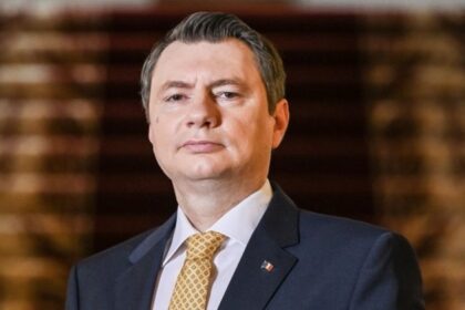 conaf-si-banca-nationala-a-romaniei-au-semnat-un-parteneriat-pentru-educatia-economico-financiara-un-angajament-comun-pentru-viitorul-economic-al-romaniei-–-economica.net