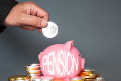 bani-in-plus-la-pensie-in-2026.-pensionarii-care-se-vor-bucura-de-venituri-mai-mari-de-anul-viitor