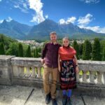 octavia-si-lucian,-sezi:-mobila-traditionala-reinterpretata-|-revista-biz-–-prima-revista-de-business-din-romania